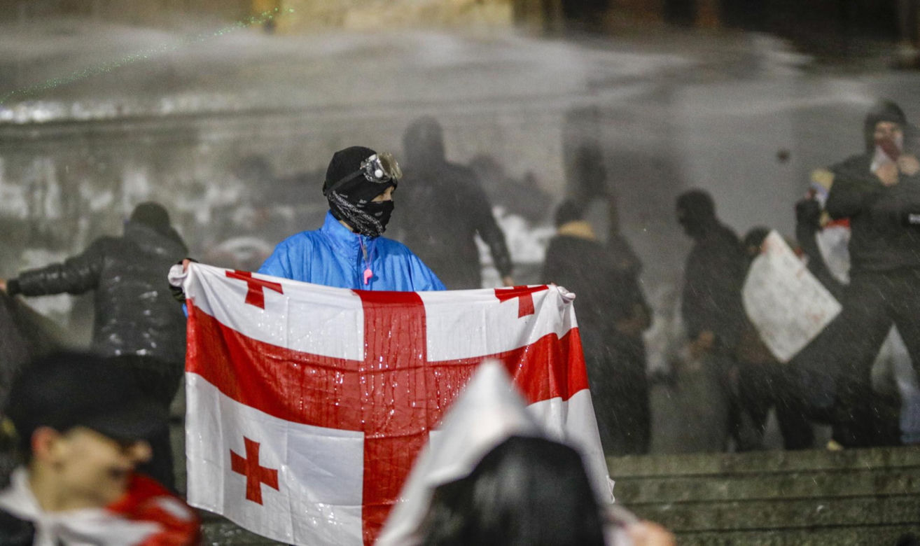 Polski dziennikarz ranny podczas zamieszek w Gruzji!