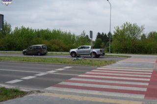 Dziewczynka potrącona przez auto na przejeździe dla rowerów. 85-latek nie zdążył zareagować