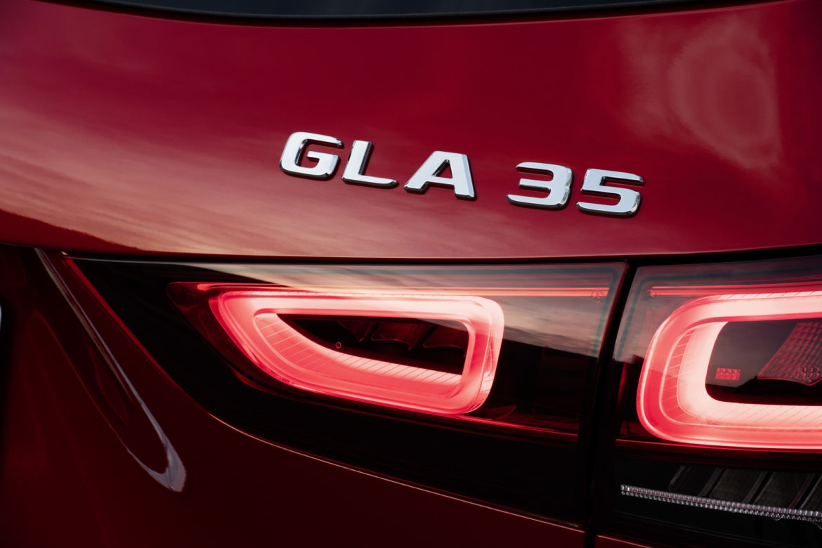 Mercedes-AMG GLA 35 4MATIC (2020)