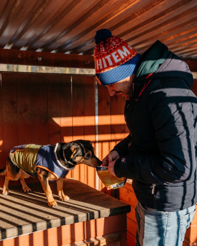 Radio ESKA z pomocą dla zwierząt! Nasza ekipa wsparła schronisko Celestyniaki