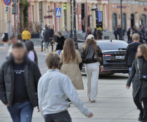 Minister rolnictwa Stefan Krajewski na jarmarku wielkanocnym