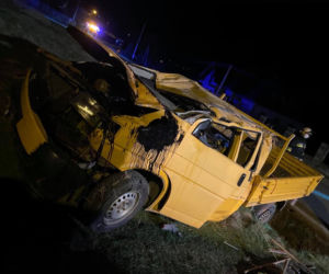 Volkswagen DACHOWAŁ w Łostówce. Jego kierowca upił się w Wielkanoc