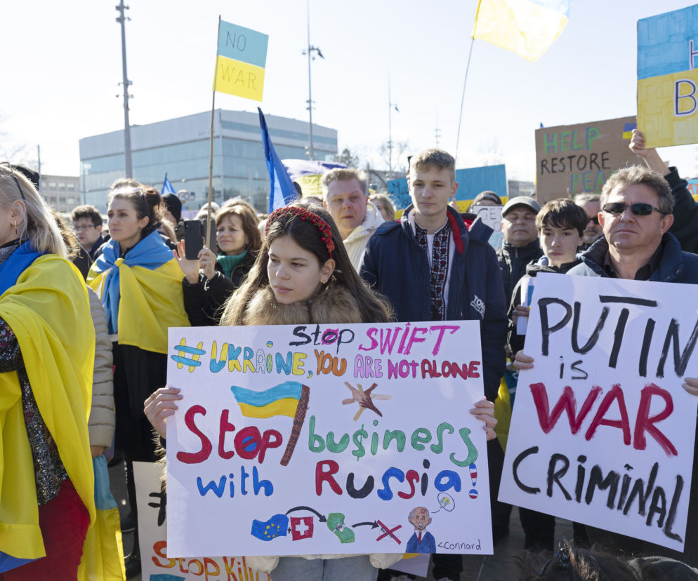 Wojna w Ukrainie. Rosja odcięta od systemu SWIFT!