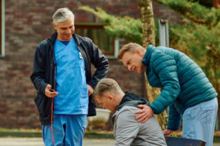 Na Wspólnej odc. 4241. Greg Kalski (Michał Sitarski), Kamil (Kazimierz Mazur), Tomasz Adamski (Tomasz Piątkowski)