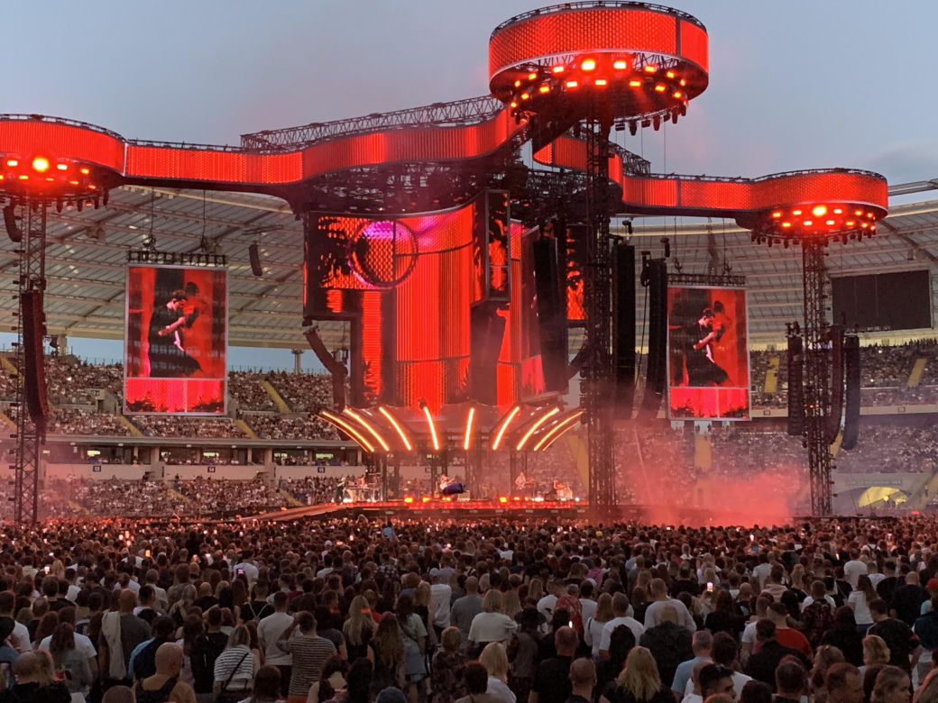 Dawid Podsiadło po raz kolejny wypełnił Stadion Śląski po brzegi. Morskie ssaki zrobiły furorę