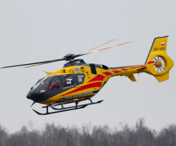 3-letni chłopiec w stanie krytycznym po upadku z 4. piętra