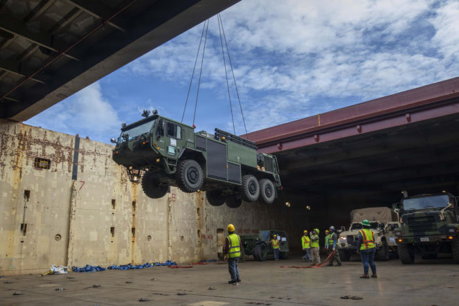 Awaria drobnicowca na Pacyfiku. Problemów logistycznych US Navy ciąg dalszy