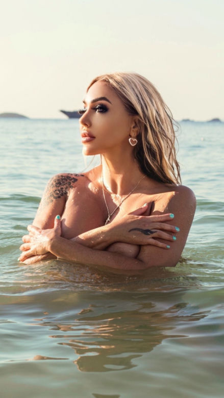 Agnieszka Orzechowska, polska Angelina Jolie