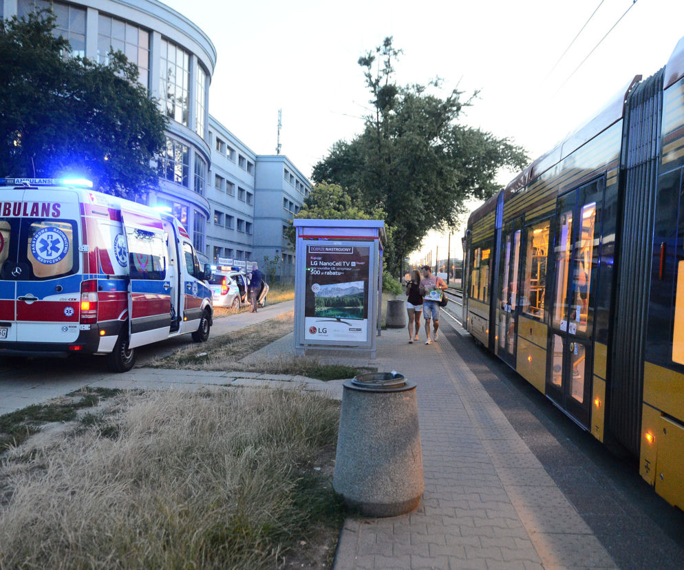 Szaleniec zaatakował w tramwaju