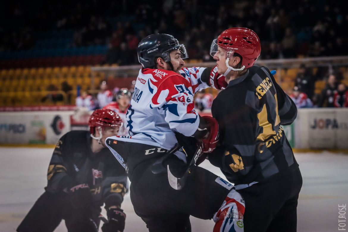 KH Energa Toruń - Comarch Cracovia 1:3. Zdjęcia z Tor-Toru
