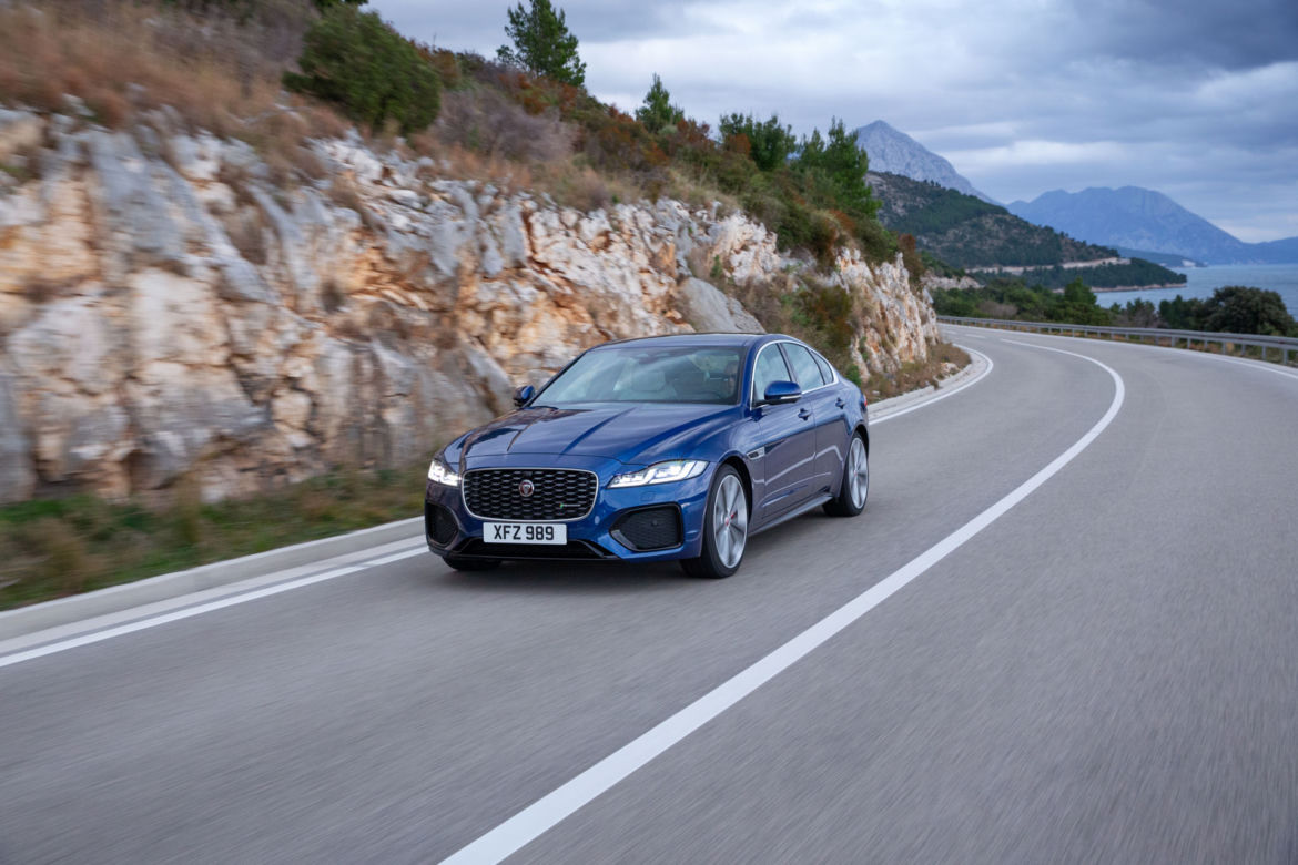 Nowy Jaguar XF (2021)