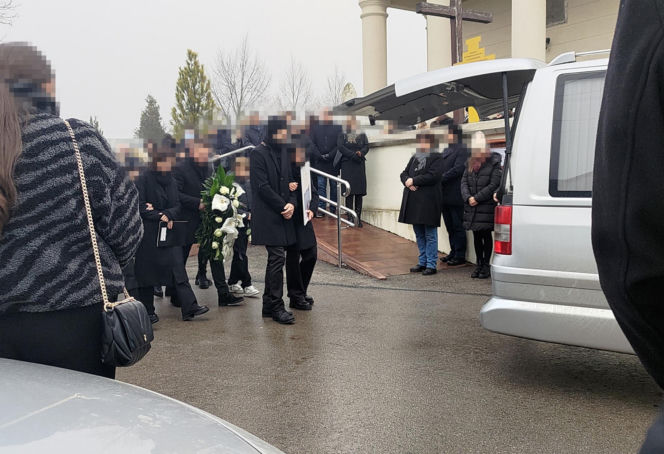 Pogrzeb 11-letniego aktora. Nikodem Marecki spoczął w białej trumnie. Żegnały go tłumy