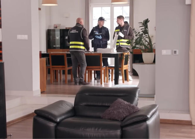 Pierwsza miłość po wakacjach. Darek będzie chciał zabić ojca w jego domu. Poleje się krew