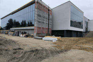 Modernizacja Pływalni Akwawit w Lesznie stan na październik 2026