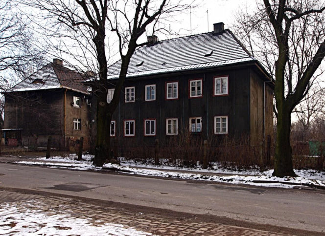 Zabrze, Stalowy Dom, ul. Cmentarna 7D