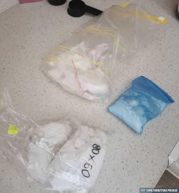 Kielce: Prawie pół kilograma narkotyków i tajemnicze rowery. 39-latka wpadła po uszy
