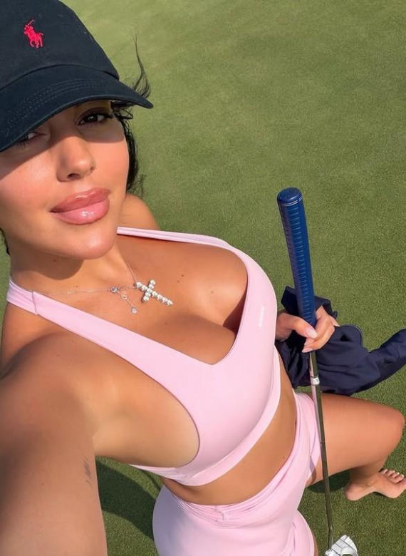 Georgina Rodriguez na polu golfowym