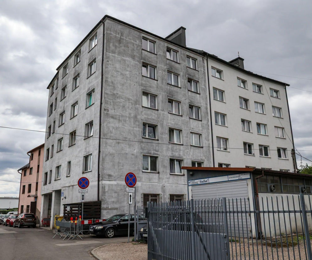 Odetną im prąd i wyburzą dom! Nikt nie pójdzie pod most