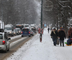 Najazd turystów na Zakopane. Szykuje się rekordowa frekwencja. Jak zakupy, to tylko o przed 7 rano [ZDJĘCIA]