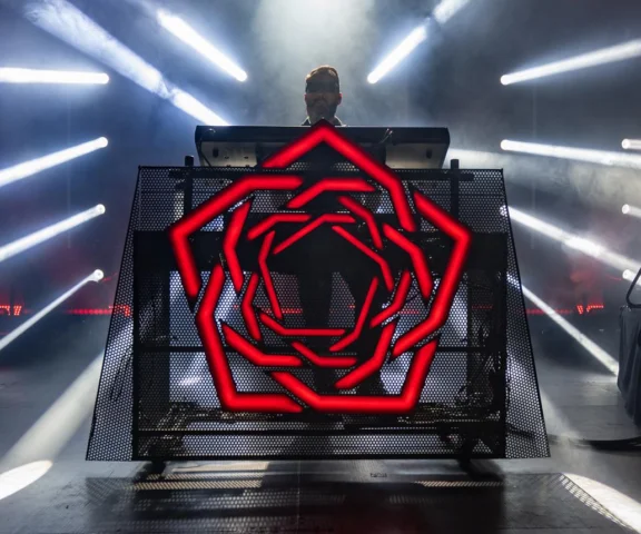 Carpenter Brut i Health wracają do Polski po 3 latach! Zespoły zagrają we Wrocławiu