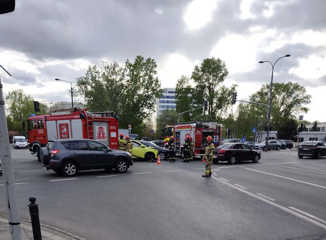 Wypadek w centrum Warszawy. W jednym z aut jechała posłanka Polski 2050