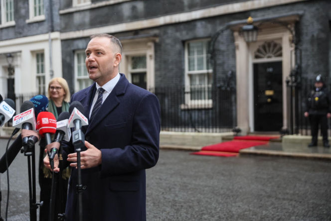 Karol Nawrocki, Keir Starmer