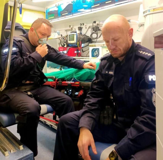 Uratowali mężczyznę