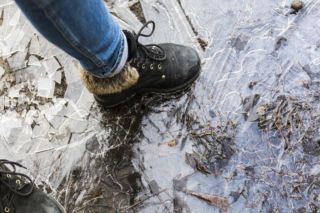 Upadek na lodzie: odszkodowanie nawet 200 tys. 