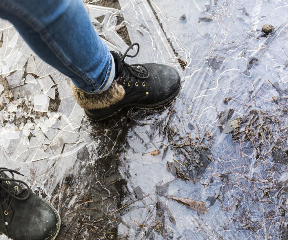 Upadek na lodzie. Odszkodowanie nawet 200 tys. zł