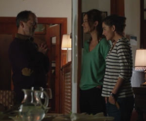 LEKARZE 2 sezon odcinek 9 (odc. 22). Leon Jasiński (Jacek Koman), Alicja Szymańska (Magdalena Różczka), Beata (Agnieszka Więdłocha)