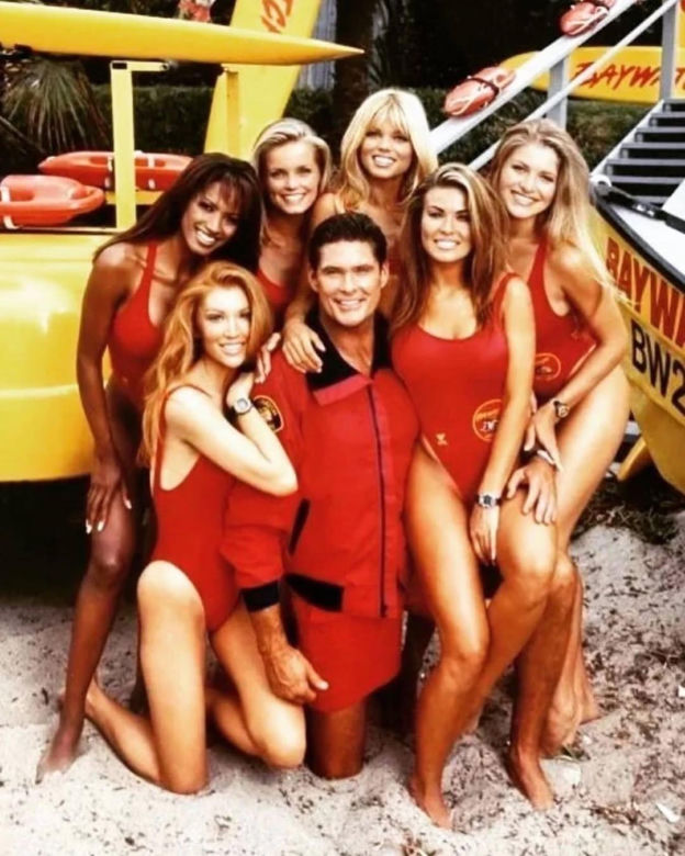Carmen Electra