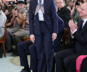 Marta Nawrocka w garniturach