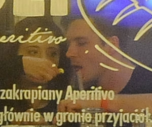 1 publ_Roznerski Mikołaj Adriana Kalska spacer restauracja
