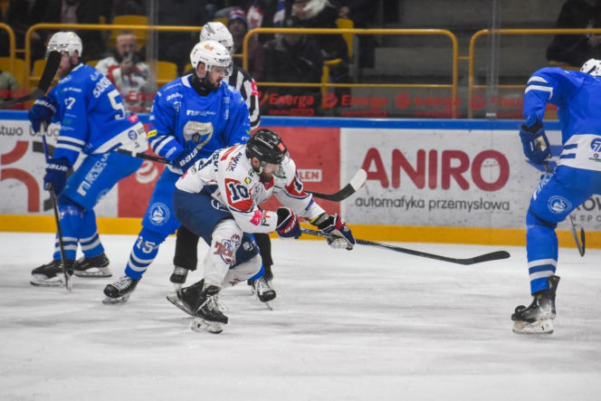 KH Energa Toruń - Unia Oświęcim 2:1! Zdjęcia kibiców i zawodników obu drużyn