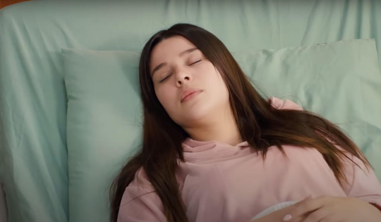 Porywacz Ragip znów zasadzi się na Zeynep. Czy Melis ostrzeże rywalkę?