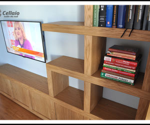 Biblioteczka w salonie