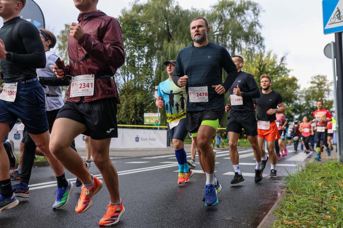 PKO Półmaraton Gliwicki: na starcie było ponad tysiąc biegaczy. Mieszkańcy narzekali