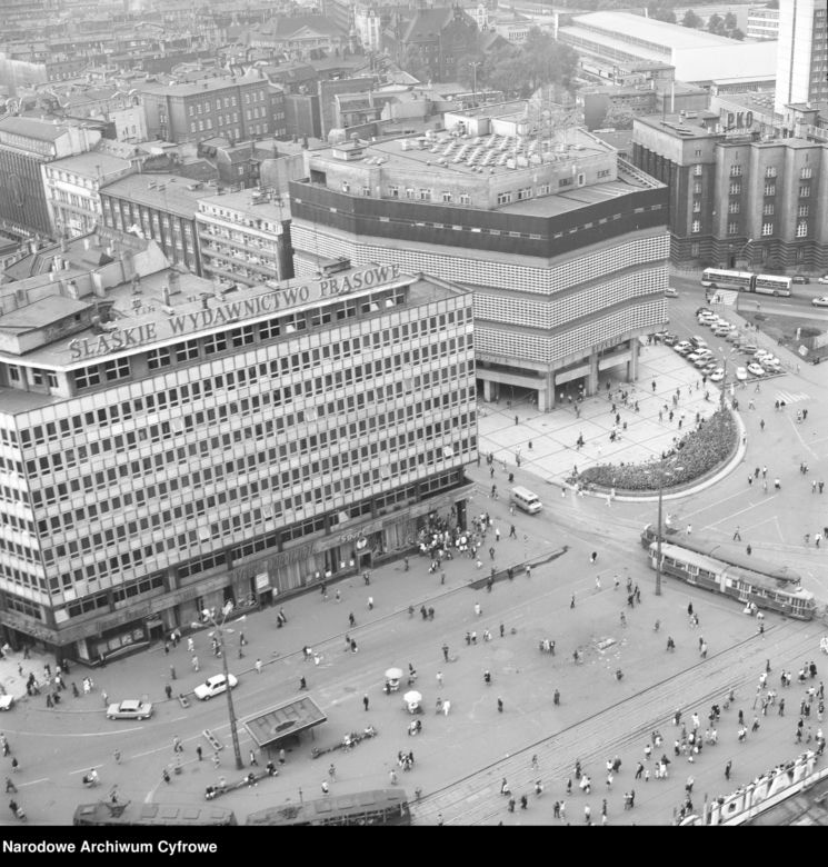  Trudno uwierzyć, że tak wyglądały Katowice. Te zdjęcia mówią wszystko 