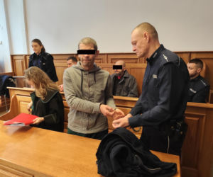 Oskarżeni o śmiertelne pobicie pod Wawelem stanęli przed sądem