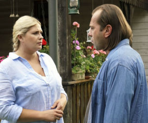 Barwy szczęścia odc. 1998. Aldona (Elżbieta Romanowska), Borys (Jakub Wieczorek)