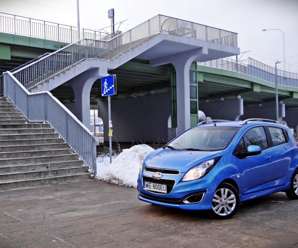 Chevrolet Spark lifting