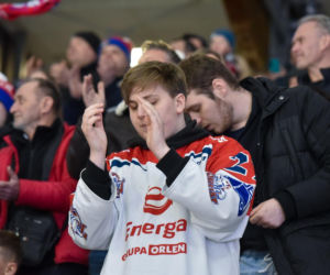 KH Energa Toruń - Unia Oświęcim 4:1, zdjęcia kibiców i zawodników z meczu nr 6