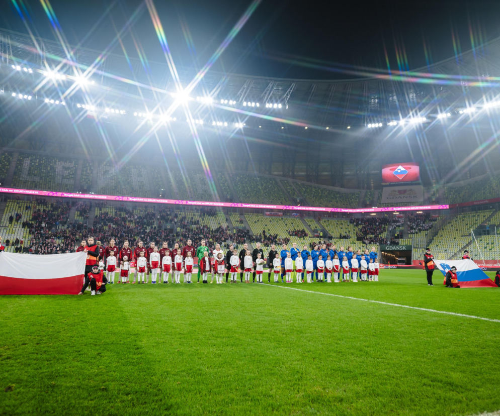 Polska - Słowenia: Najwierniejsi kibice wspierali reprezentację Polski kobiet. Dużo zdjęć z Gdańska