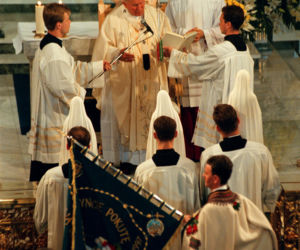 Jan Paweł II zgromadził na Wielkiej Krokwi 300 tysięcy wiernych