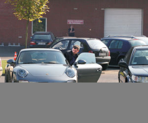 Marcin Dubieniecki już jeździ porsche