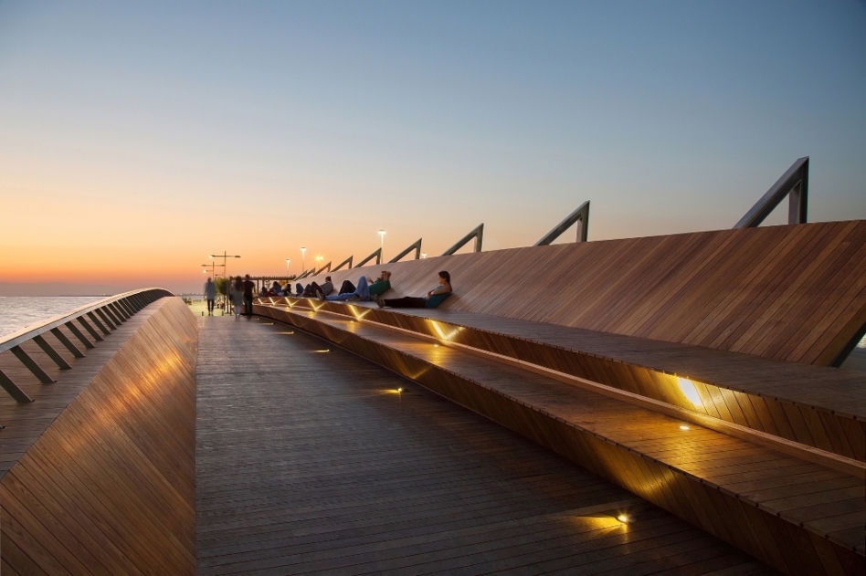 Bostanli Sunset Lounge - fot. ZM Yasa Architecture (1)