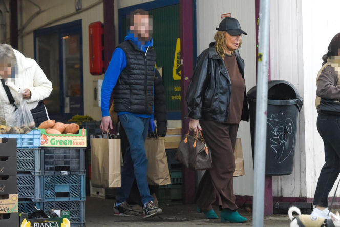 Agnieszka Fitkau-Perepeczko  na bazarku