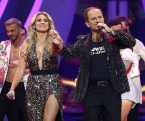 Sławomir zapowiada, że wymasuje żonie stopy!