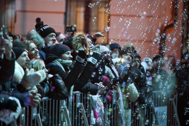 Sylwestrowa Moc Przebojów 2025/26 w Toruniu: Zdjęcia z imprezy Polsatu. Uczestnicy, artyści i starówka