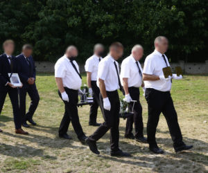Pogrzeb ofiar wypadku w Elżbietowie. Zosia i jej mama Małgorzata L. wyruszą w ostatnią drogę